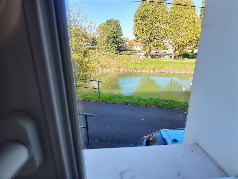 *Au Bord Du Canal*Entre Paris Et Disneyland Chelles  Exterior photo
